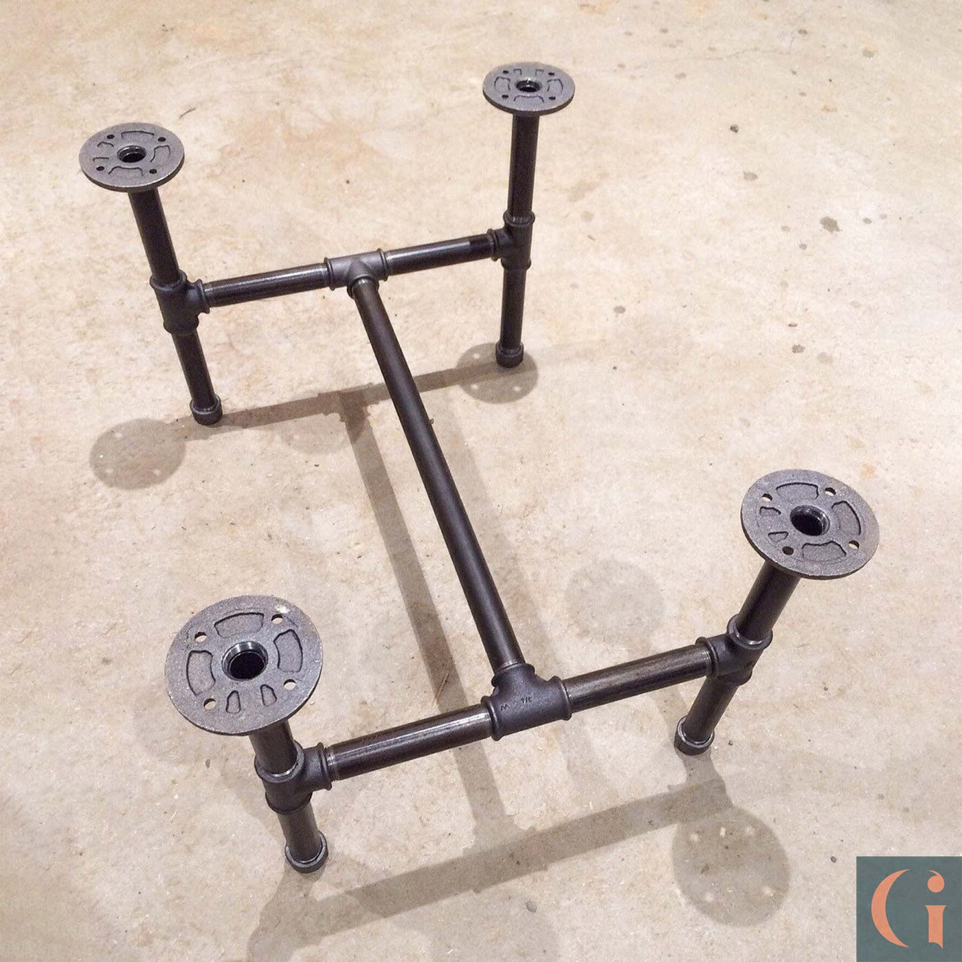 Steel Pipe Table Base for Rectangle Glass Coffee Table Top.